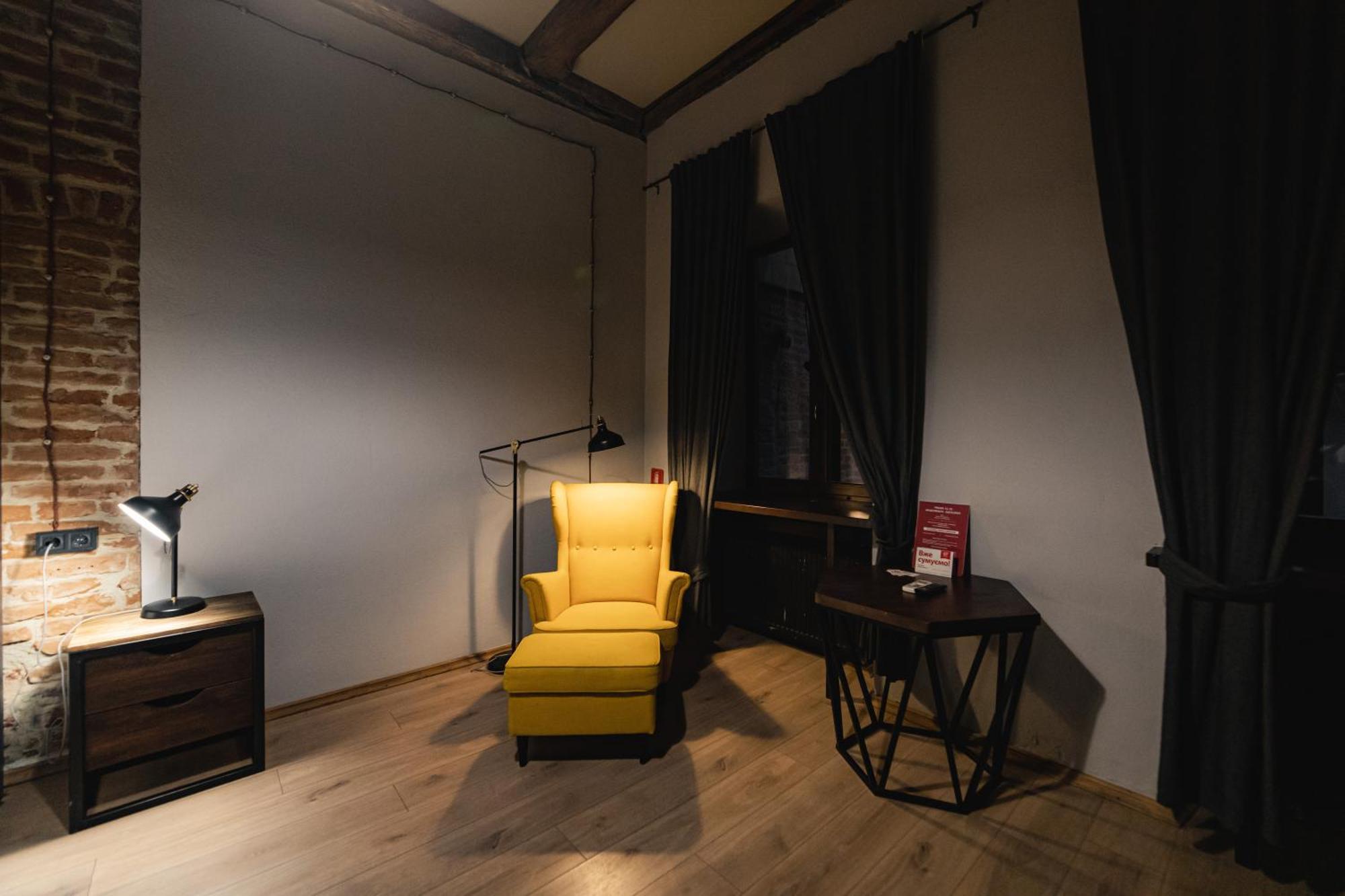 Apartments Justlvivit At The Rynok Square المظهر الخارجي الصورة