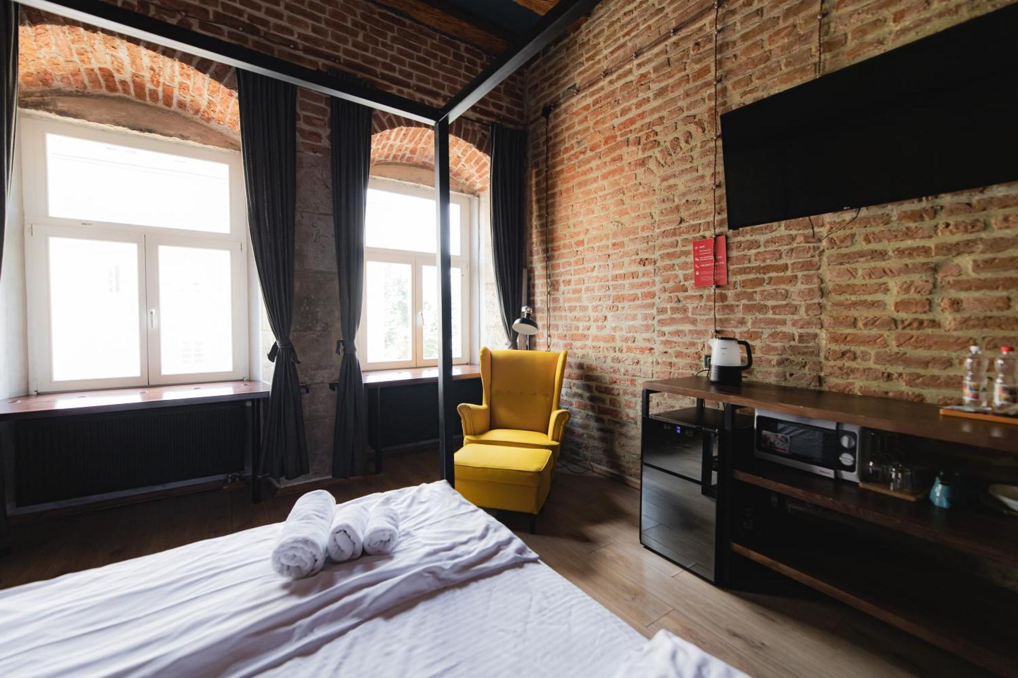 Apartments Justlvivit At The Rynok Square المظهر الخارجي الصورة