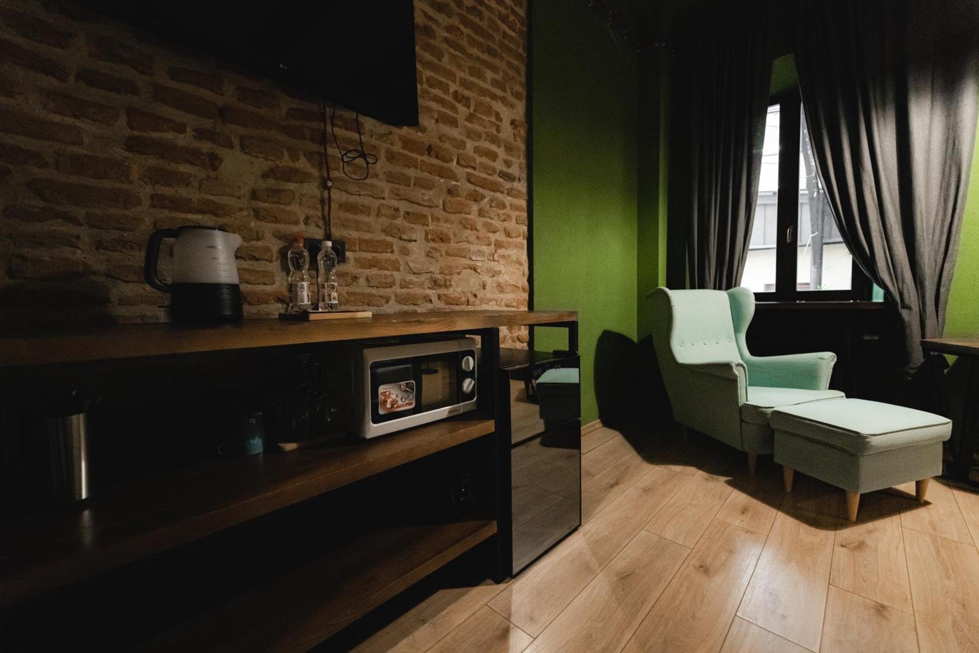 Apartments Justlvivit At The Rynok Square المظهر الخارجي الصورة