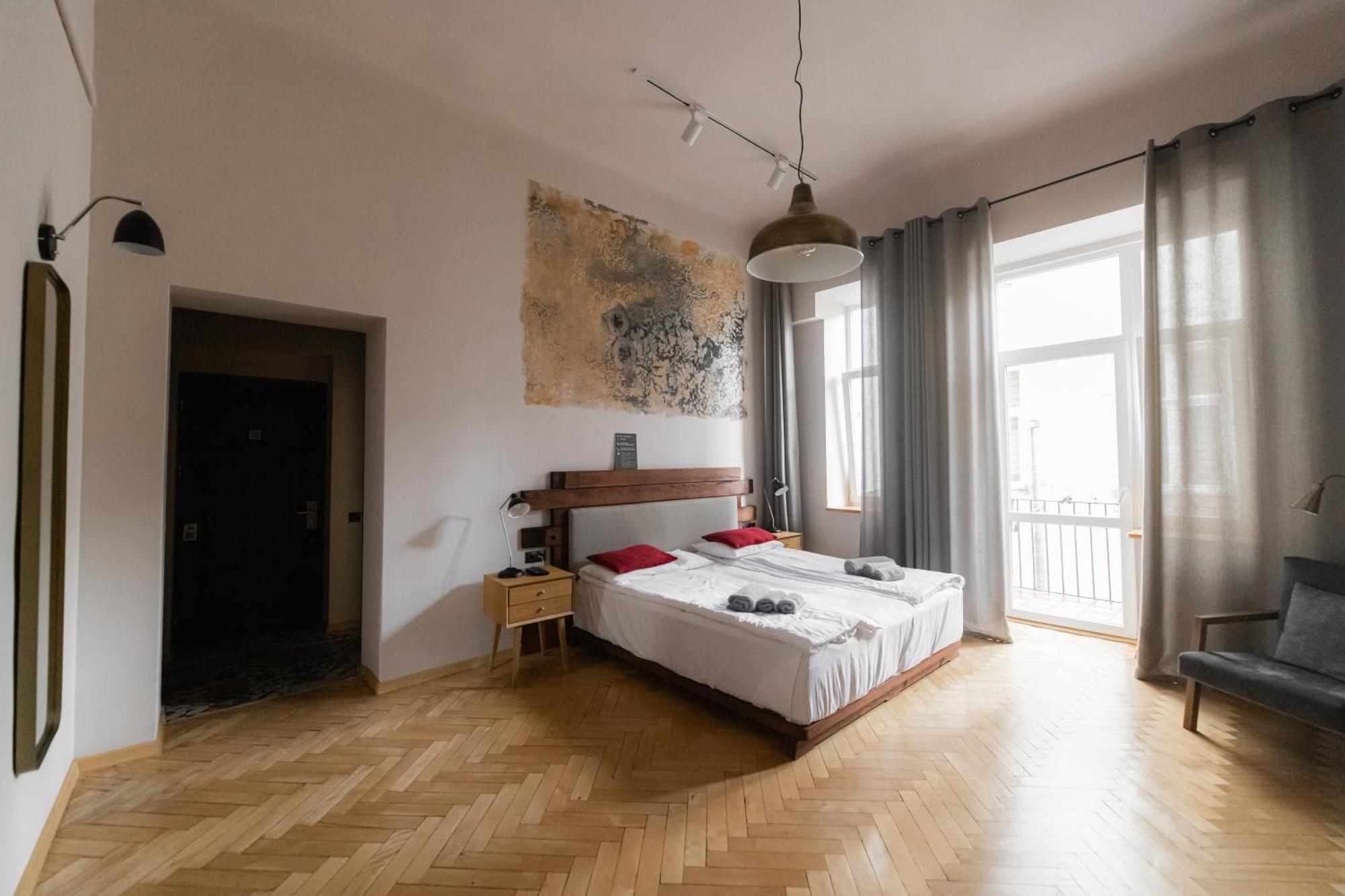 Apartments Justlvivit At The Rynok Square المظهر الخارجي الصورة