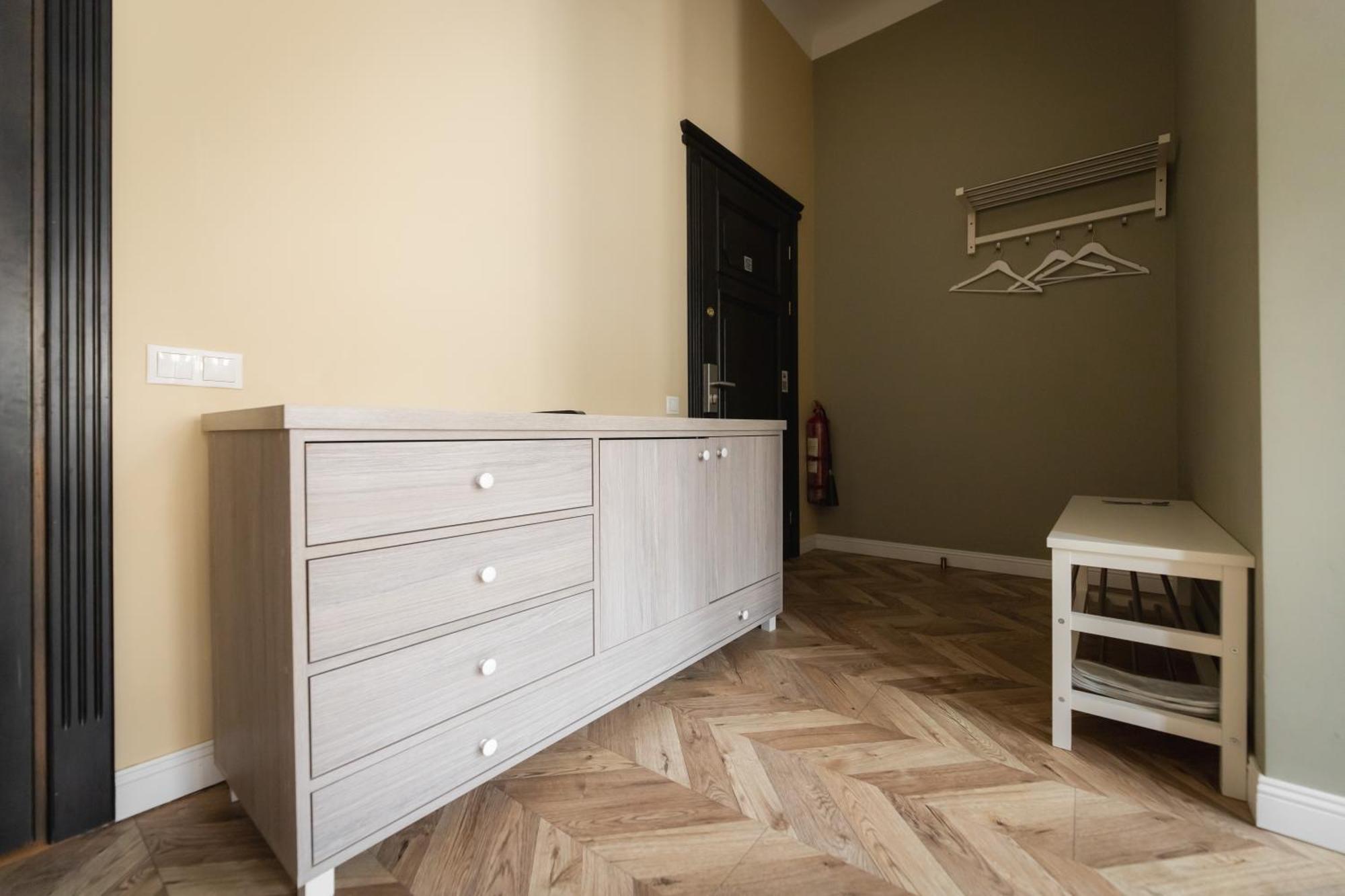 Apartments Justlvivit At The Rynok Square المظهر الخارجي الصورة